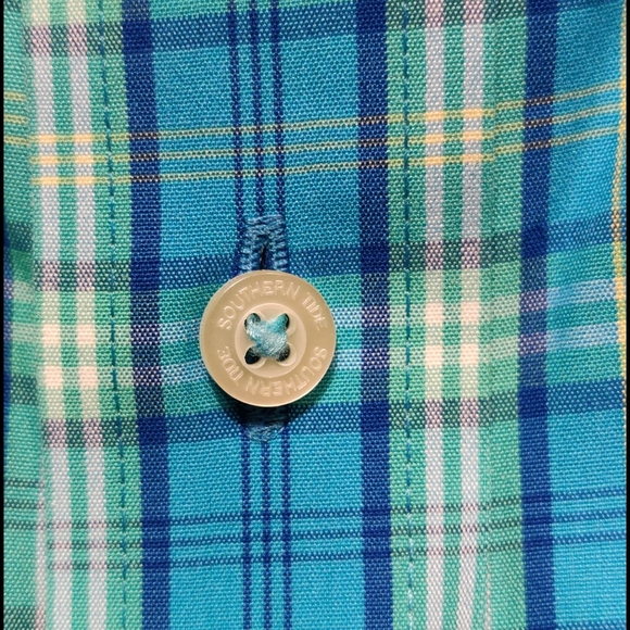 Southern Tide men's button down shirt size medium - Picture 10 of 11